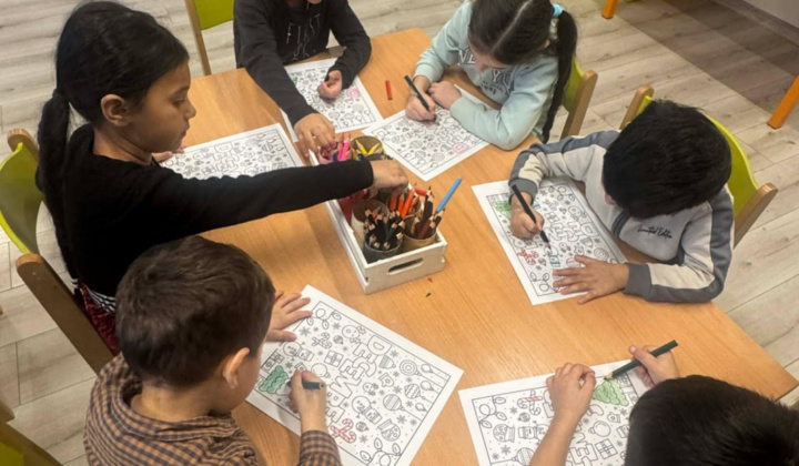 Aktuality / Vianočné posedenie a tvorenie s rodičmi - foto