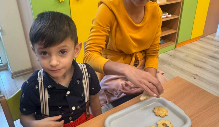 Aktuality / Vianočné posedenie a tvorenie s rodičmi - foto