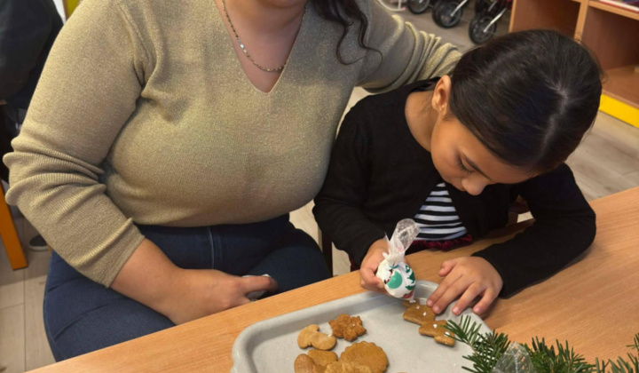 Aktuality / Vianočné posedenie a tvorenie s rodičmi - foto