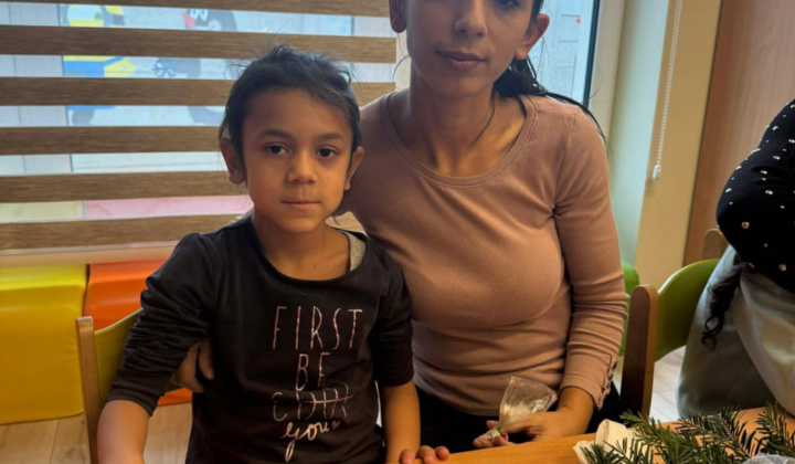 Aktuality / Vianočné posedenie a tvorenie s rodičmi - foto