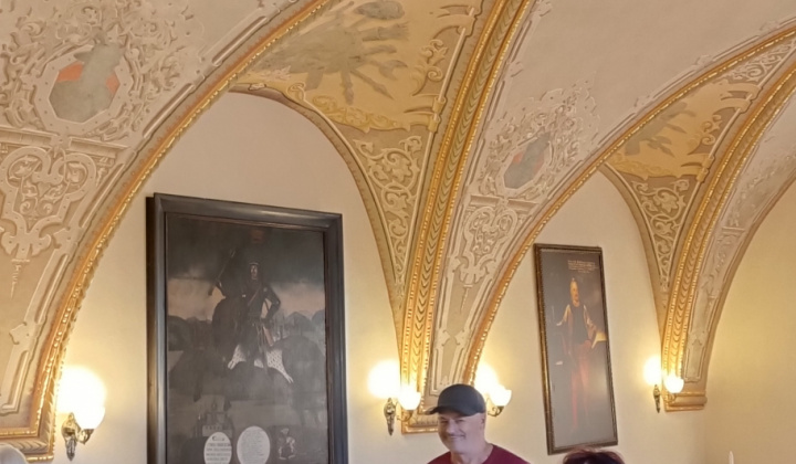 Aktuality / Výlet seniorov do Chminian, Fintíc a Prešova - foto