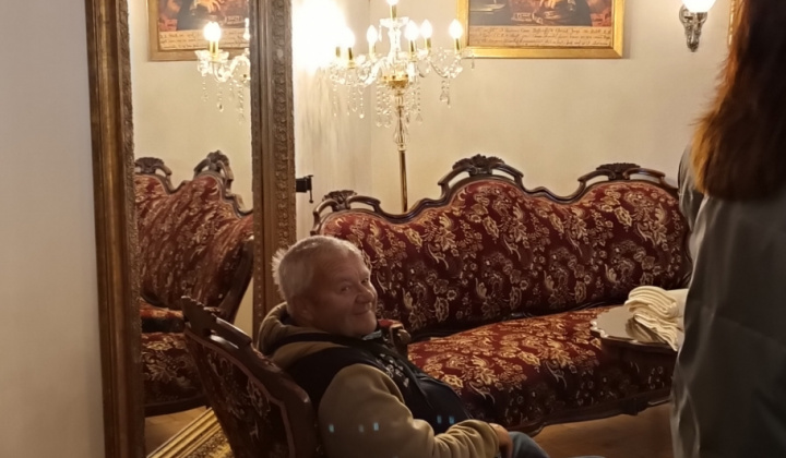 Aktuality / Výlet seniorov do Chminian, Fintíc a Prešova - foto