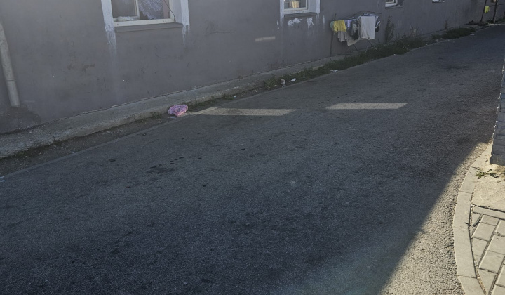 Aktuality / Obnova fasád obecných bytových domov v miestnej komunite - foto