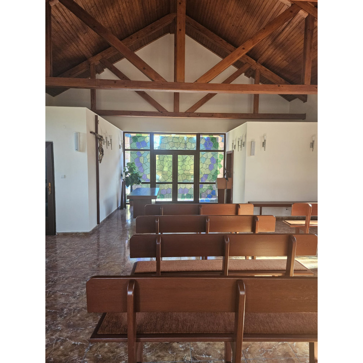 Menšia fotka pre článok Maľovanie interiéru domu smútku