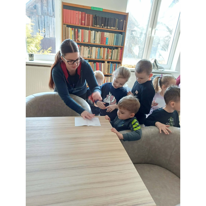 Menšia fotka pre článok Materská škôlka v knižnici